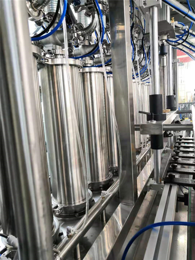 Máy chiết rót dầu